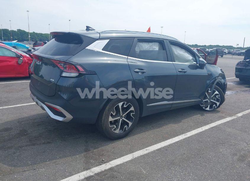 Photo 4 of 2023 Kia Sportage HYBRID EX (VIN KNDPVCAG5P7018914)