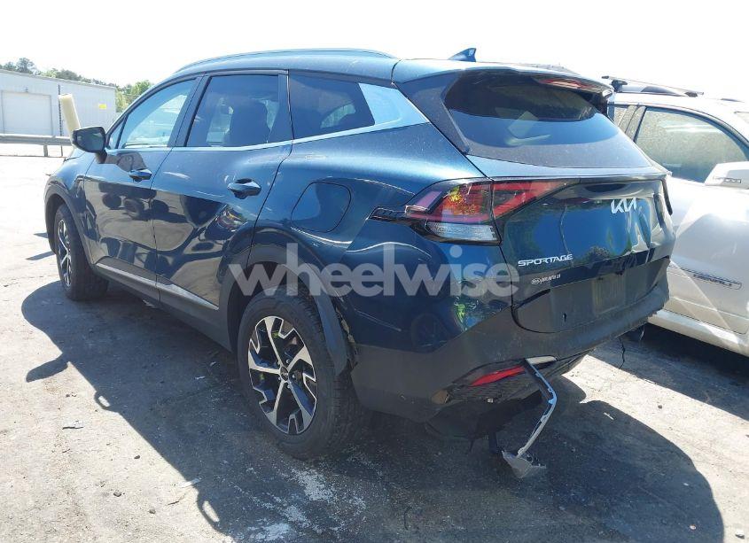 Photo 3 of 2023 Kia Sportage HYBRID EX (VIN KNDPVCAG8P7013061)