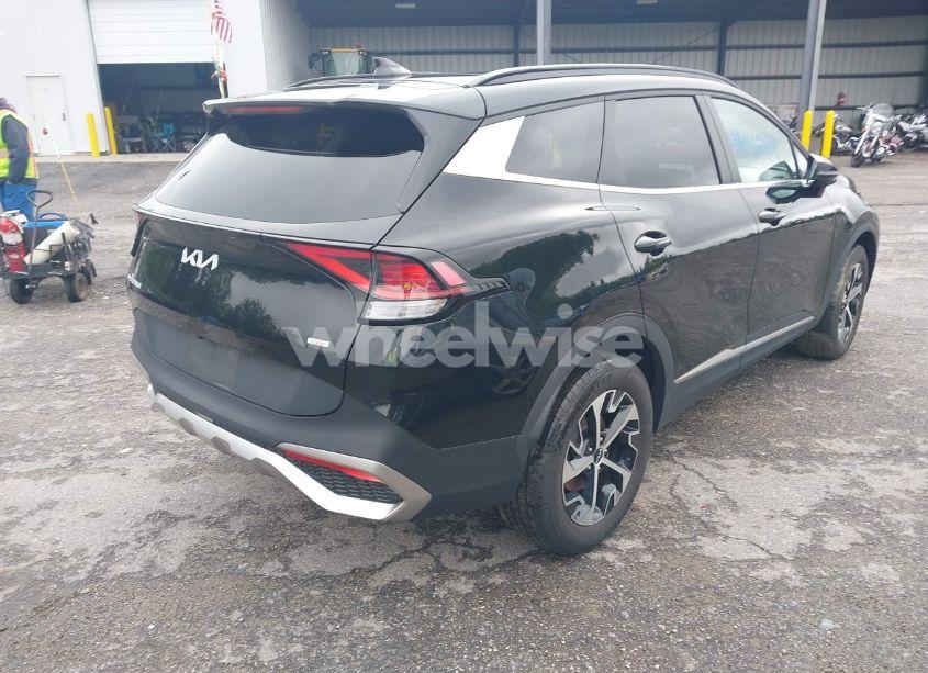 Photo 4 of 2023 Kia Sportage HYBRID EX (VIN KNDPVCAG8P7030958)