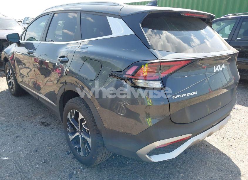 Photo 3 of 2023 Kia Sportage HYBRID EX (VIN KNDPVCAG9P7019306)