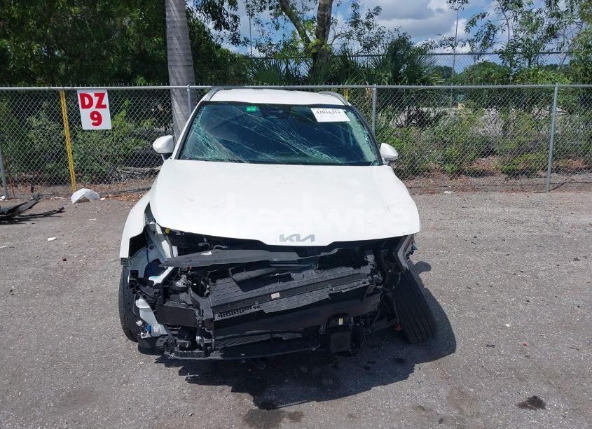 Photo 12 of 2023 Kia Sportage HYBRID EX (VIN KNDPVCAG9P7095057)