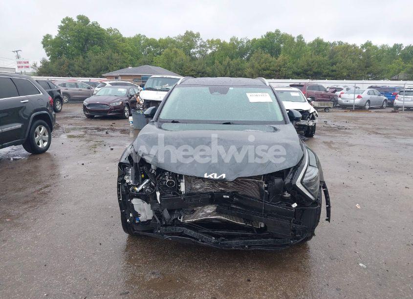 Photo 13 of 2024 Kia Sportage EX (VIN KNDPVCDF0R7216970)
