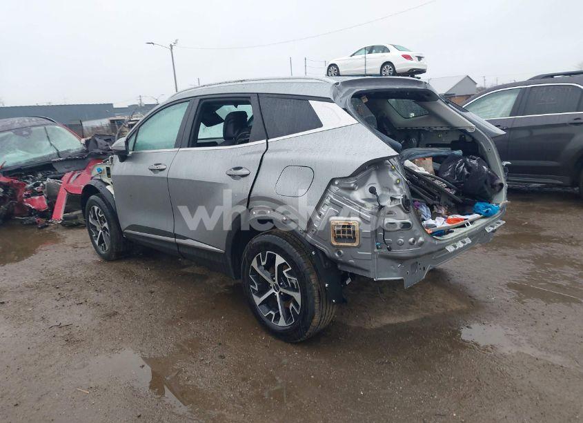 Photo 3 of 2024 Kia Sportage EX (VIN KNDPVCDF8R7268086)