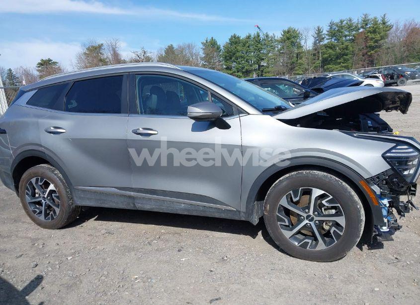 Photo 12 of 2024 Kia Sportage EX (VIN KNDPVCDF8R7277239)