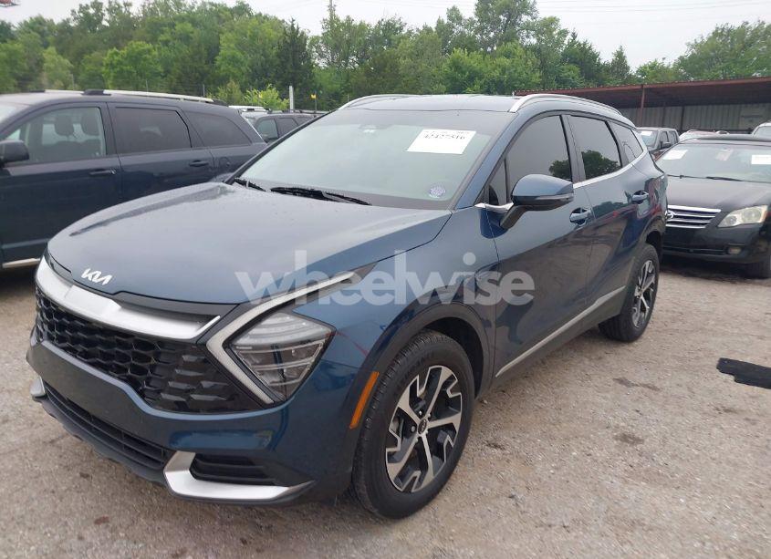 Photo 2 of 2024 Kia Sportage HYBRID EX (VIN KNDPVCDG1R7134514)