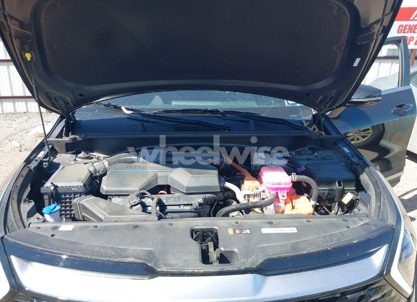 Photo 10 of 2024 Kia Sportage HYBRID EX (VIN KNDPVCDG1R7136182)