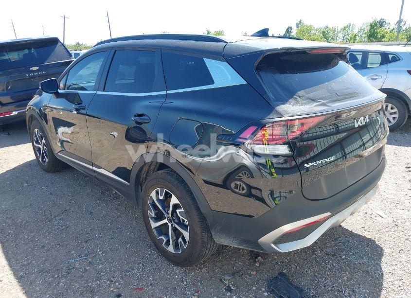 Photo 3 of 2024 Kia Sportage HYBRID EX (VIN KNDPVCDG1R7136182)