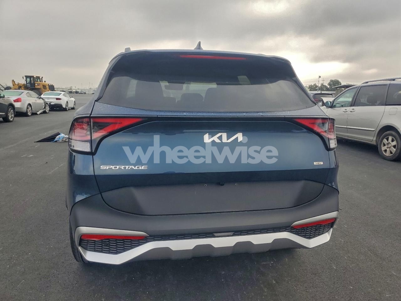 Photo 6 of 2025 KIA SPORTAGE EX (VIN KNDPVCDG5S7180191)
