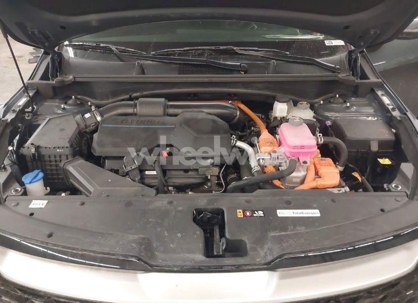 Photo 10 of 2024 Kia Sportage HYBRID EX (VIN KNDPVCDGXR7162828)