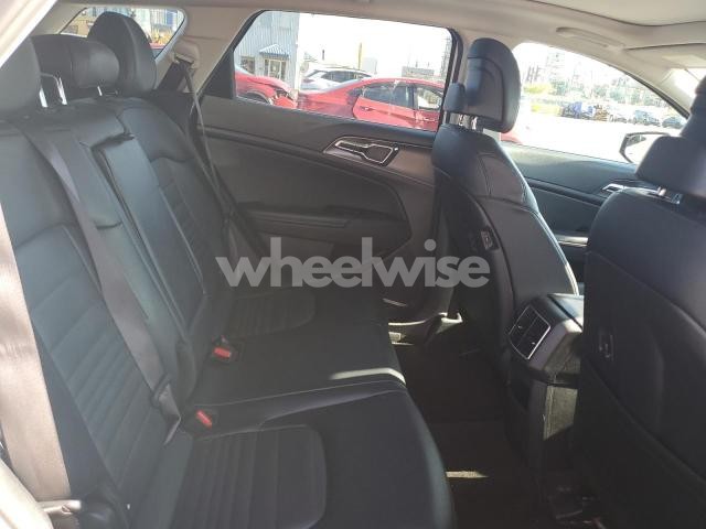 Photo 2 of 2023 KIA SPORTAGE EX PREMIUM N/A (VIN KNDPVDAH1P7087131)