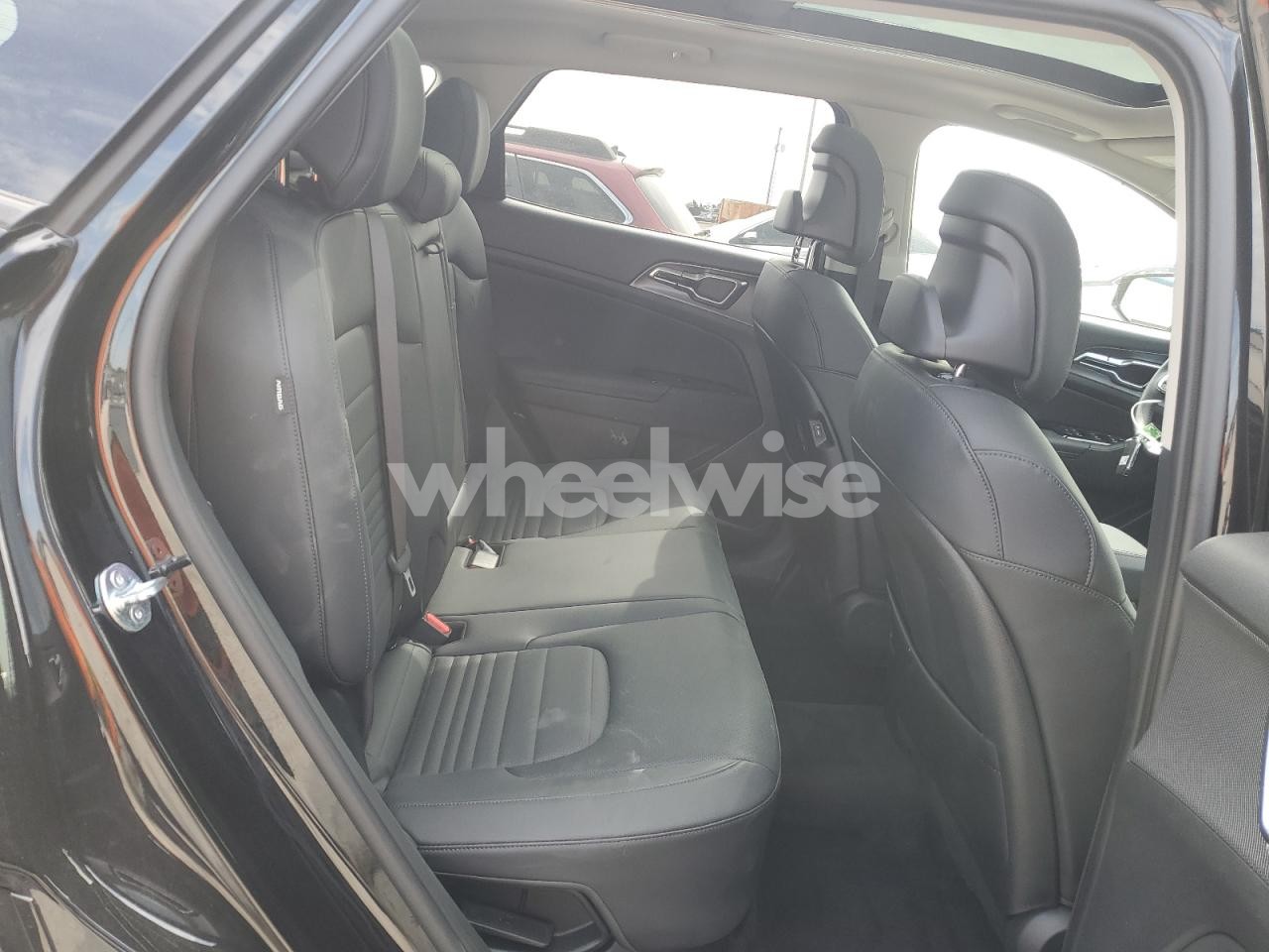 Photo 11 of 2025 KIA SPORTAGE SX PRESTIGE (VIN KNDPXCDG1S7224553)
