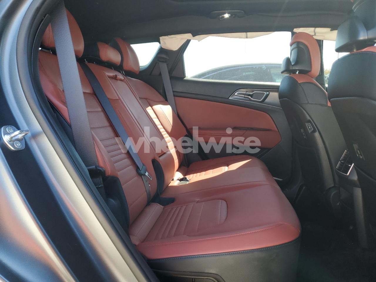 Photo 11 of 2025 KIA SPORTAGE SX PRESTIGE (VIN KNDPXCDG4S7184114)