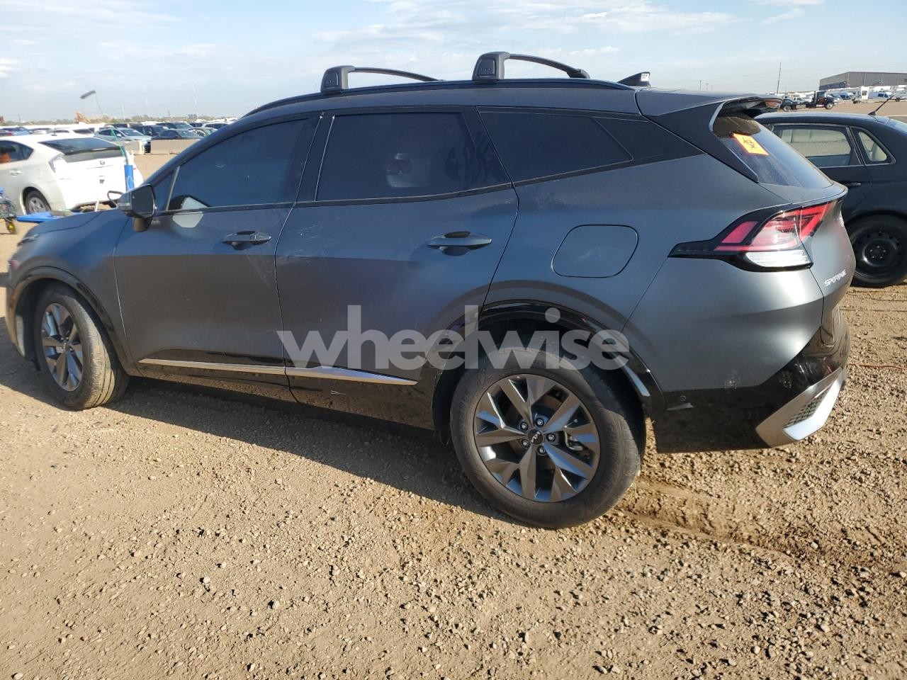 Photo 2 of 2024 KIA SPORTAGE SX PRESTIGE (VIN KNDPXCDG6R7168930)