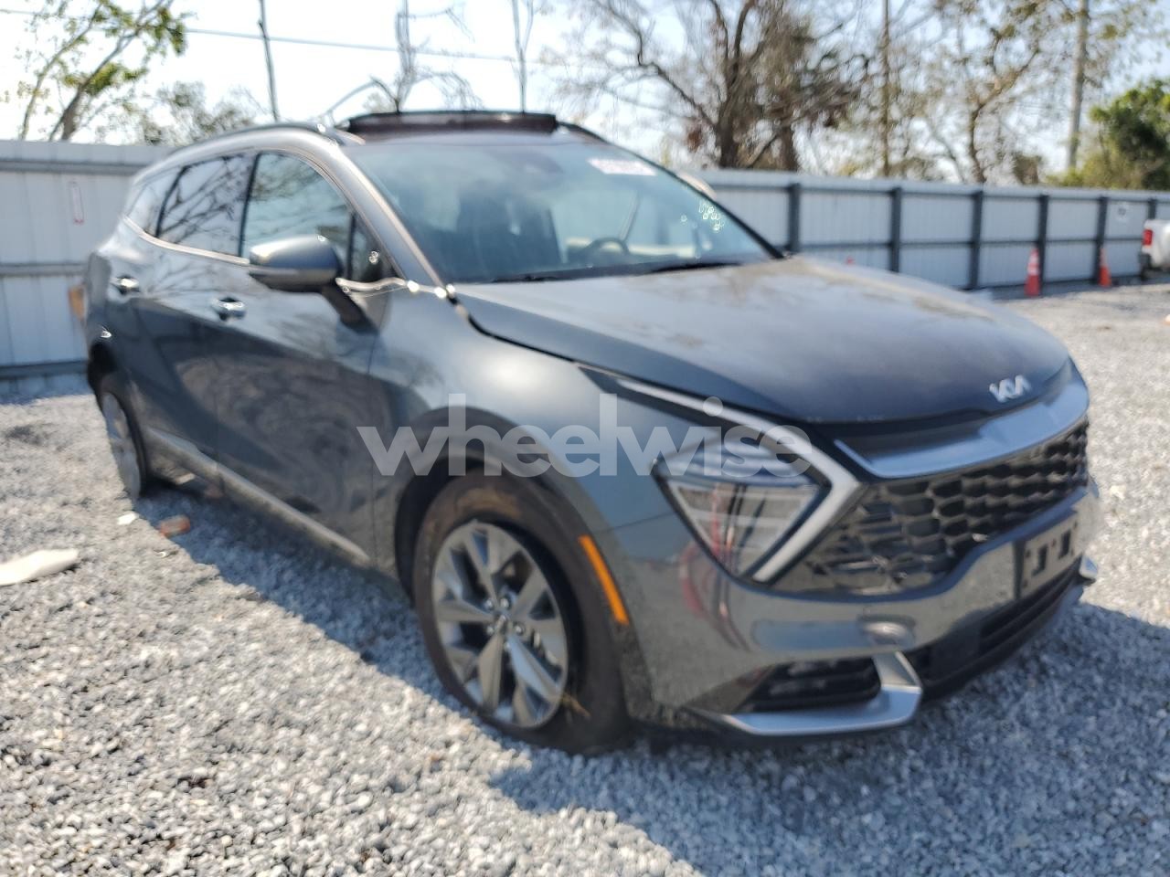 Photo 4 of 2024 KIA SPORTAGE SX PRESTIGE (VIN KNDPXCDG9R7170588)