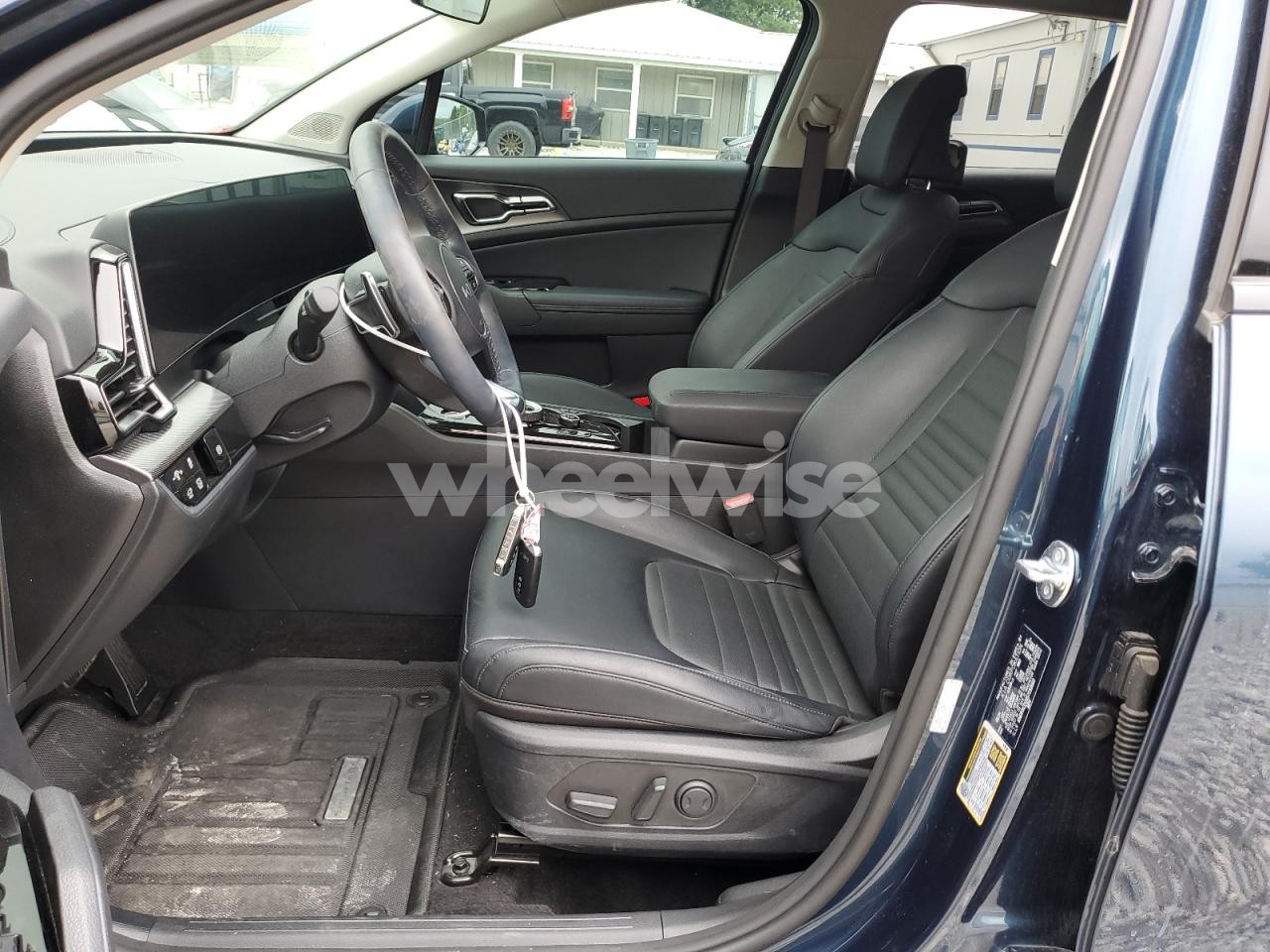 Photo 7 of 2025 KIA SPORTAGE SX PRESTIGE (VIN KNDPXCDG9S7192693)