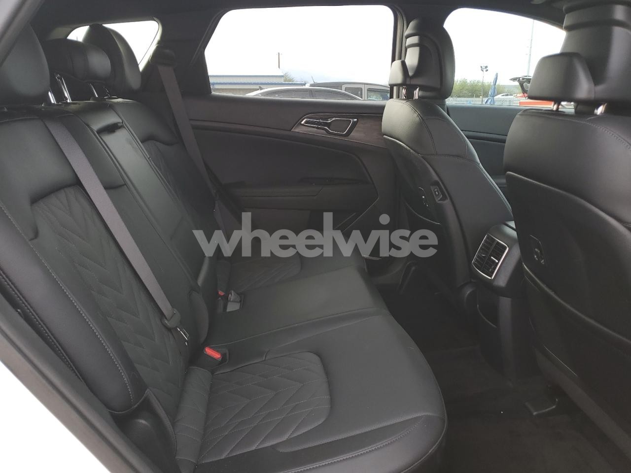 Photo 11 of 2024 KIA SPORTAGE X LINE (VIN KNDPYDDH9R7154239)