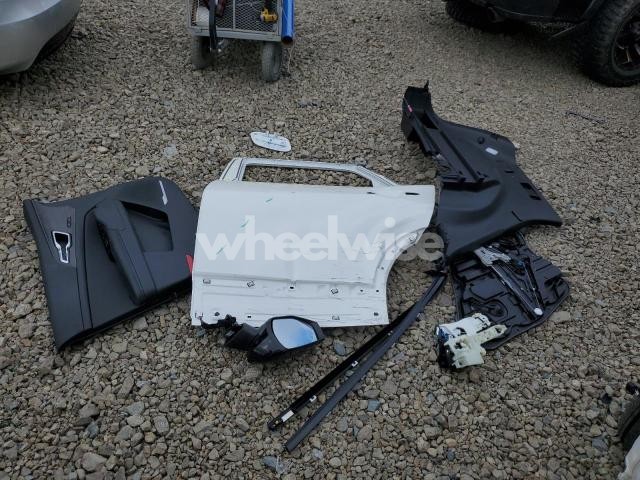 Photo 3 of 2024 KIA SPORTAGE X-LINE PRESTIGE (VIN KNDPZDDH6R7138920)