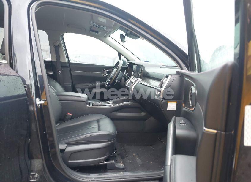 Photo 5 of 2022 Kia Sorento HYBRID S (VIN KNDRG4LG0N5113413)