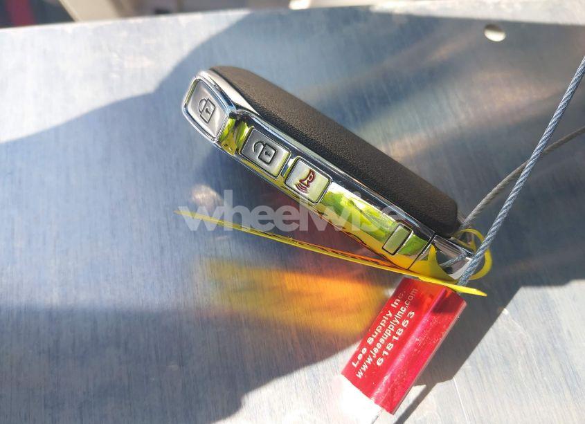 Photo 11 of 2022 Kia Sorento HYBRID S (VIN KNDRG4LG5N5092820)