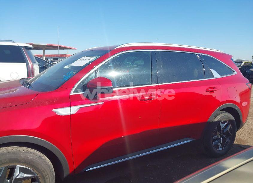 Photo 14 of 2022 Kia Sorento HYBRID S (VIN KNDRG4LG5N5092820)