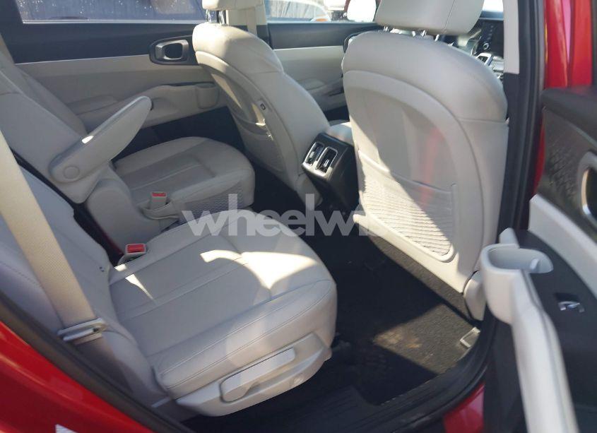 Photo 8 of 2022 Kia Sorento HYBRID S (VIN KNDRG4LG5N5092820)