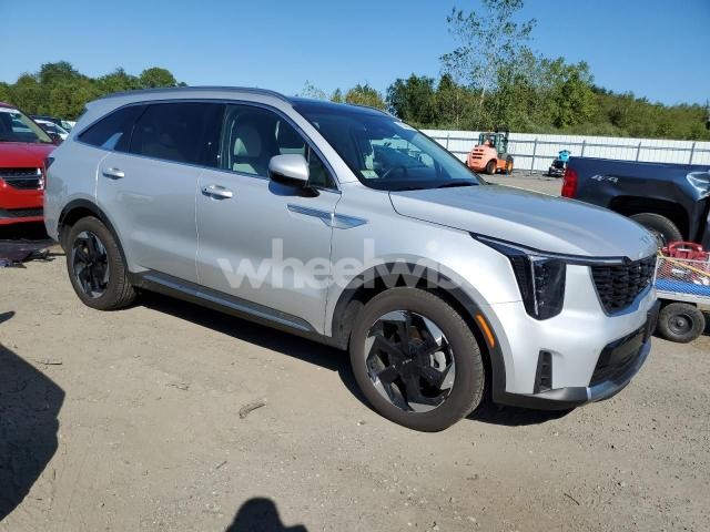 Photo 8 of 2025 KIA SORENTO EX (VIN KNDRHDJG9S5335153)