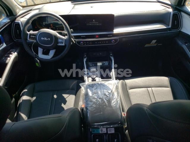 Photo 4 of 2025 KIA SORENTO EX (VIN KNDRHDJGXS5335842)