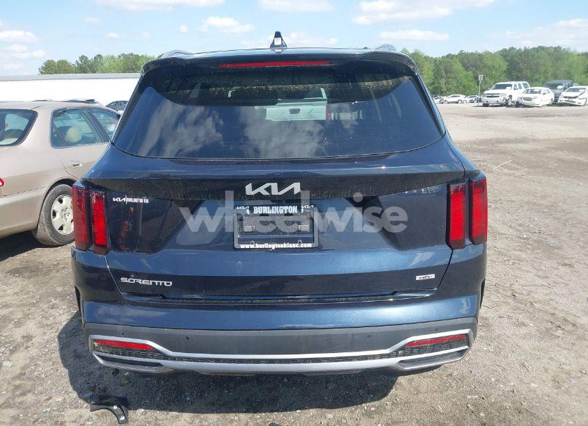 Photo 16 of 2024 Kia Sorento HYBRID EX (VIN KNDRHDLG0R5248202)
