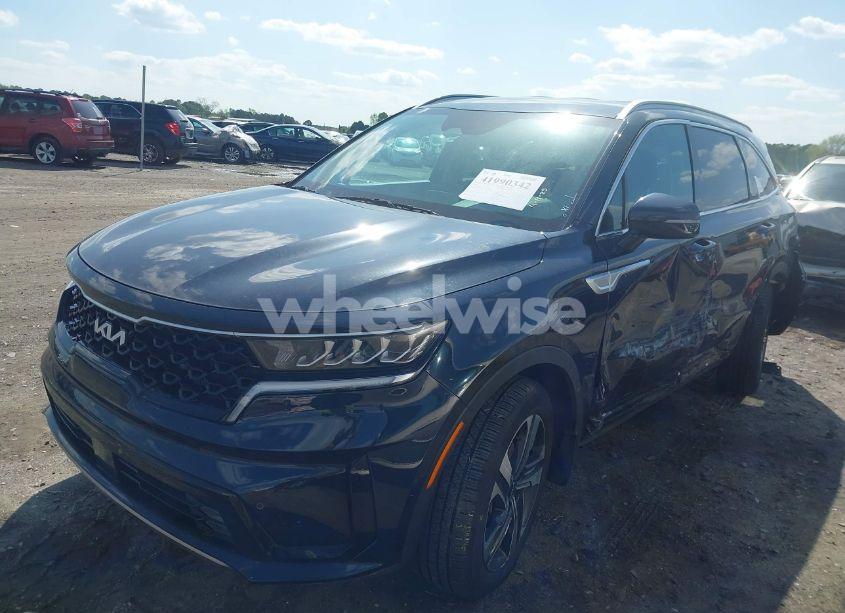 Photo 2 of 2024 Kia Sorento HYBRID EX (VIN KNDRHDLG0R5248202)