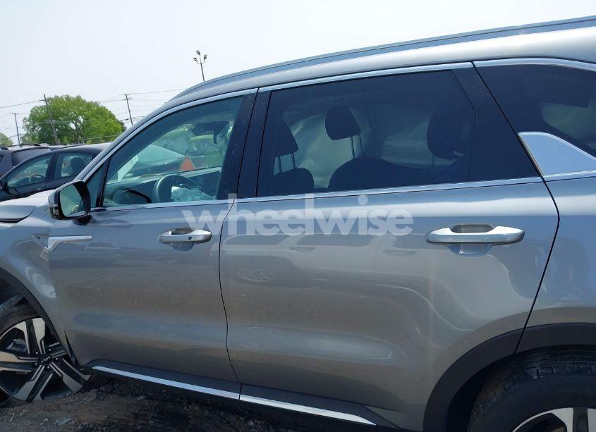 Photo 14 of 2023 Kia Sorento HYBRID EX (VIN KNDRHDLG3P5140489)