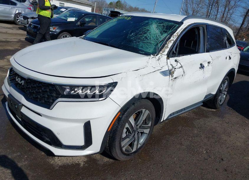 Photo 2 of 2024 Kia Sorento HYBRID EX (VIN KNDRHDLG5R5259177)