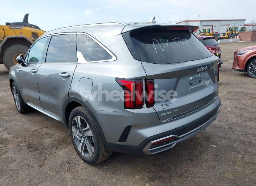 Photo 3 of 2023 Kia Sorento HYBRID EX (VIN KNDRHDLG6P5209630)