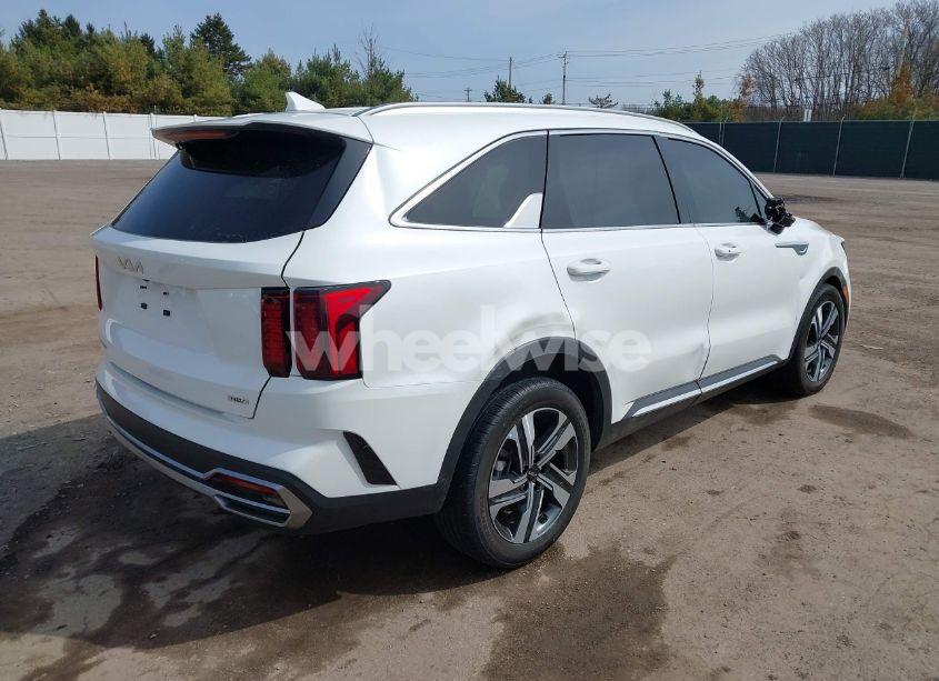 Photo 4 of 2023 Kia Sorento HYBRID EX (VIN KNDRHDLG9P5154932)