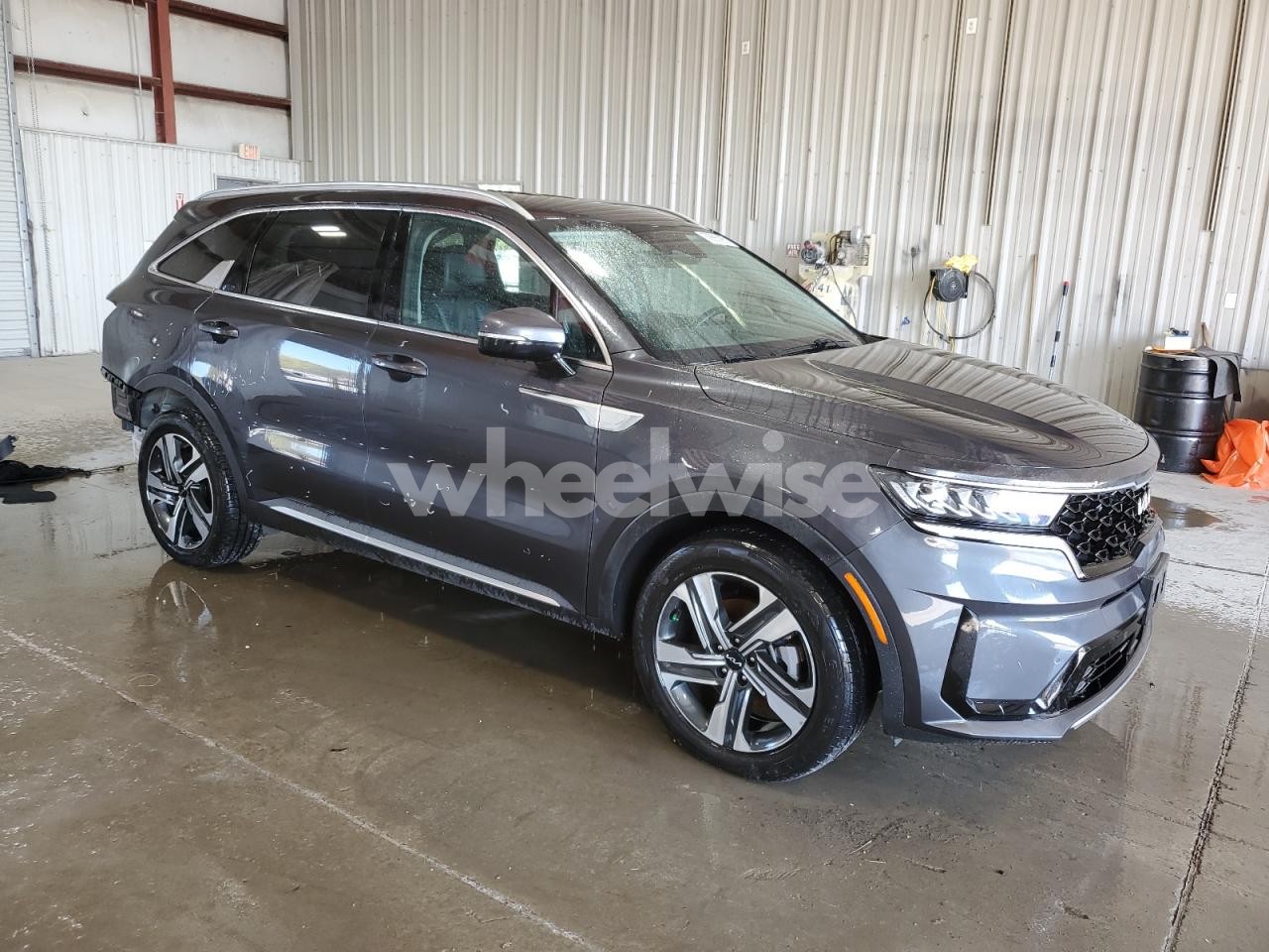 Photo 4 of 2023 KIA SORENTO EX (VIN KNDRHDLG9P5161427)