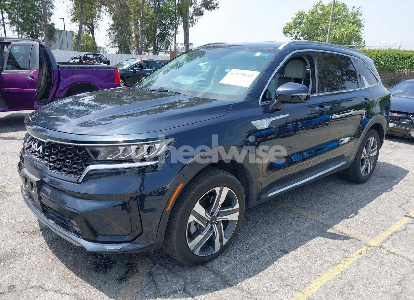 Photo 2 of 2023 Kia Sorento HYBRID EX (VIN KNDRHDLGXP5163252)