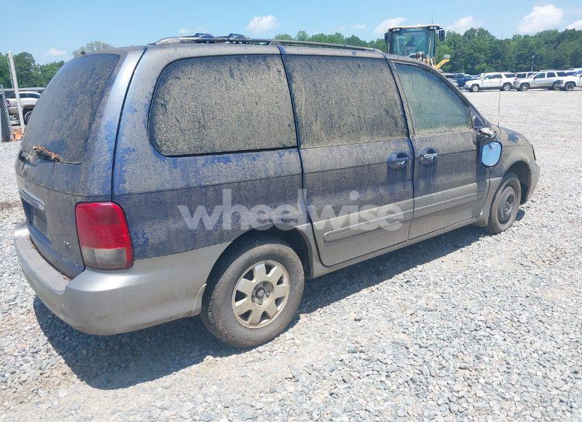 Photo 4 of 2002 Kia Sedona EX/LX (VIN KNDUP131026202490)