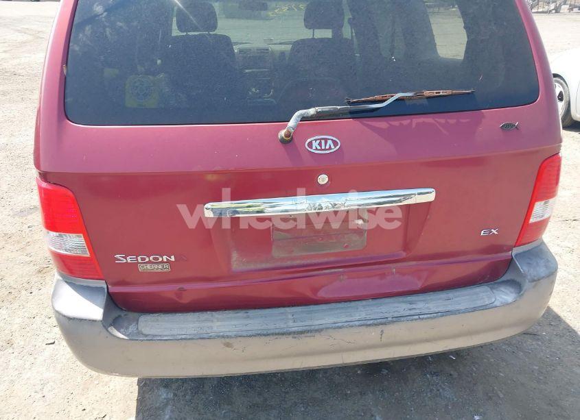 Photo 6 of 2003 Kia Sedona EX/LX (VIN KNDUP131036459845)