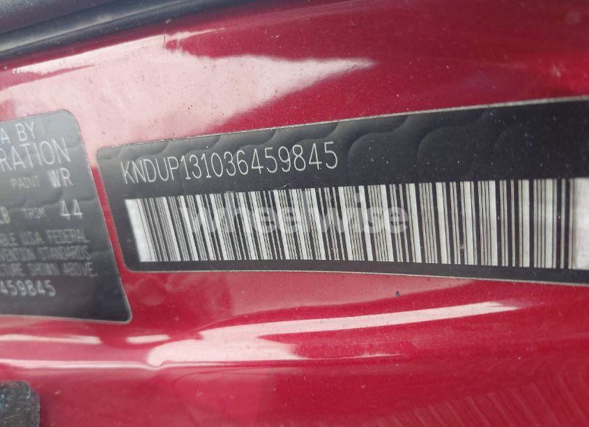 Photo 9 of 2003 Kia Sedona EX/LX (VIN KNDUP131036459845)