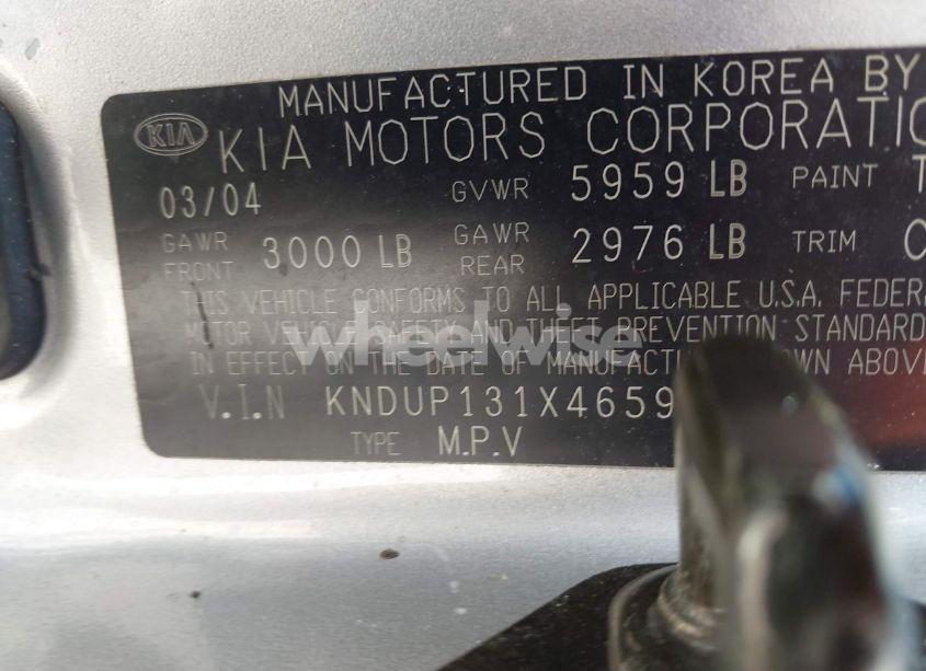 Photo 9 of 2004 Kia Sedona EX/LX (VIN KNDUP131X46597992)