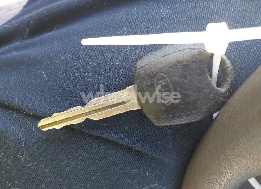 Photo 11 of 2005 Kia Sedona EX/LX (VIN KNDUP132056685525)