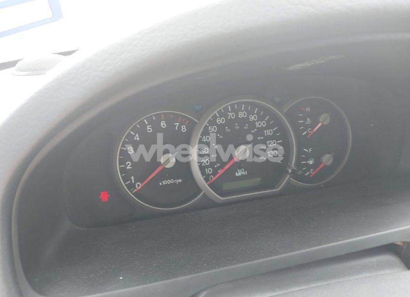 Photo 7 of 2005 Kia Sedona EX/LX (VIN KNDUP132X56691283)