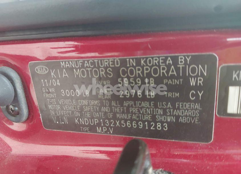 Photo 9 of 2005 Kia Sedona EX/LX (VIN KNDUP132X56691283)