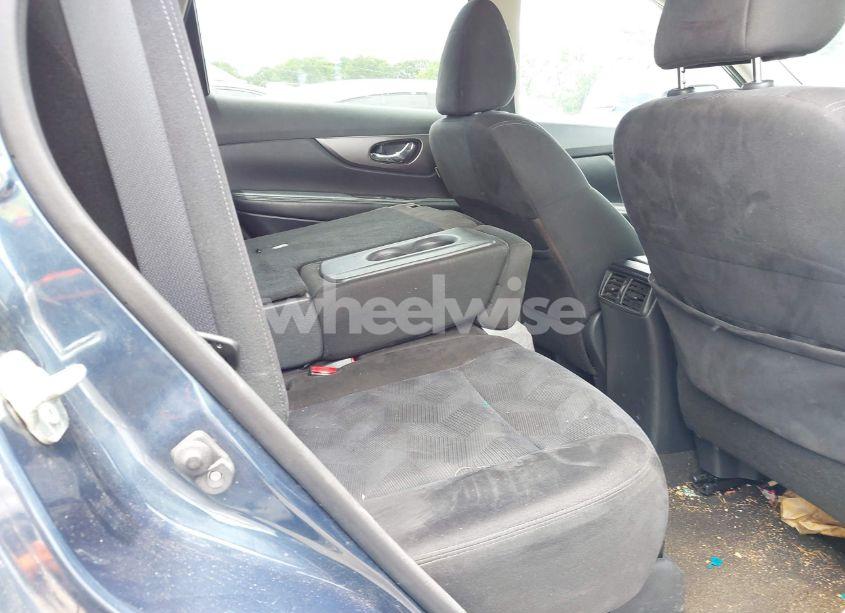 Photo 8 of 2015 Nissan Rogue SV (VIN KNMAT2MT0FP537947)