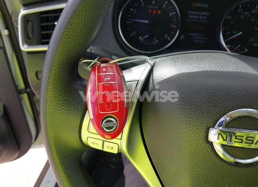 Photo 11 of 2016 Nissan Rogue SV (VIN KNMAT2MT0GP607254)