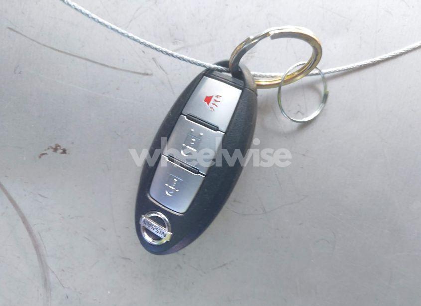 Photo 11 of 2016 Nissan Rogue SV (VIN KNMAT2MT0GP716734)