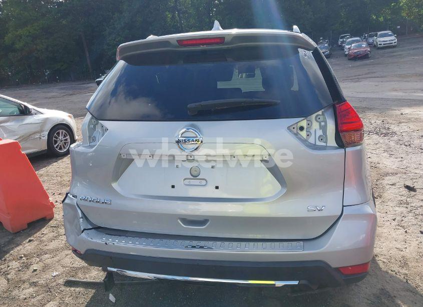 Photo 17 of 2017 Nissan Rogue SV (VIN KNMAT2MT0HP618546)