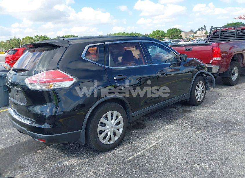 Photo 4 of 2016 Nissan Rogue S (VIN KNMAT2MT1GP612060)