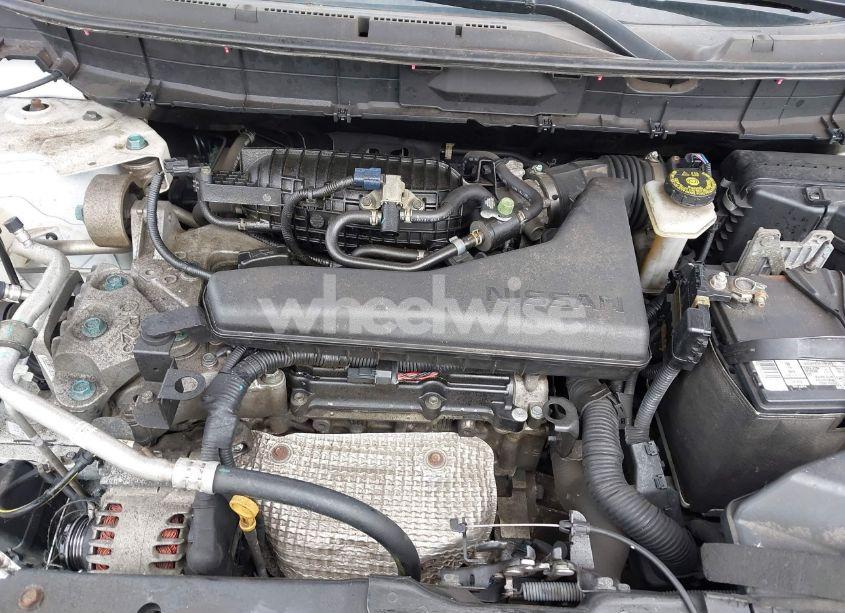 Photo 10 of 2019 Nissan Rogue SV (VIN KNMAT2MT1KP503090)