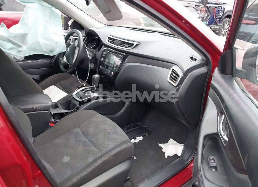 Photo 5 of 2016 Nissan Rogue S (VIN KNMAT2MT2GP654656)