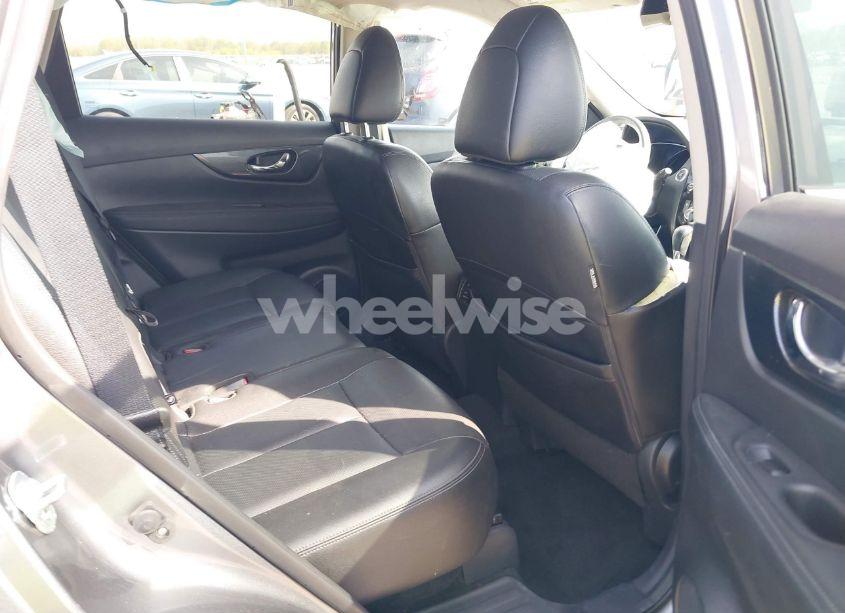 Photo 8 of 2016 Nissan Rogue SL (VIN KNMAT2MT2GP724981)